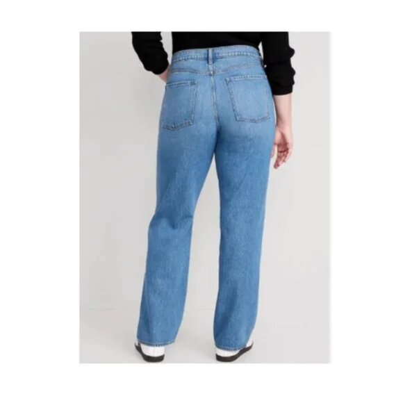 Old Navy Plus Size Mid Rise Baggy Loose Straight Leg Agnes Jeans - Picture 2 of 7